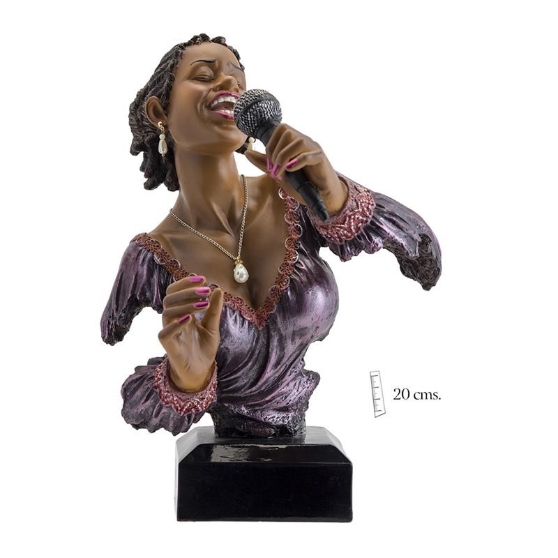 figura chica cantando jazz